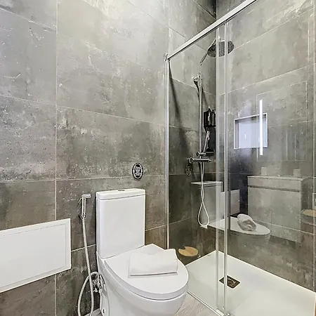 3 By Atlantic Santa Cruz (Madeira)