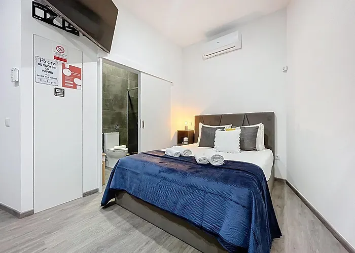 3 By Atlantic * Santa Cruz (Madeira)